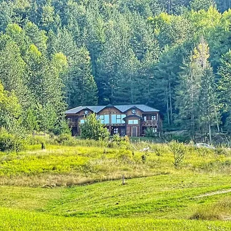 Hétvégi ház Tara Land *